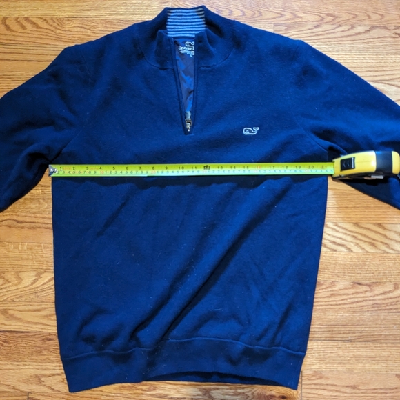 Vineyard Vines Large 1/4-Zip Wind Sweater - Picture 5 of 6